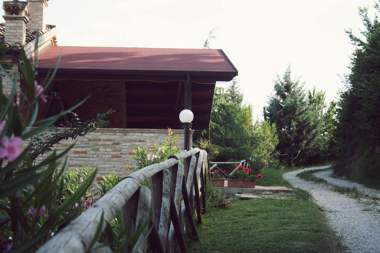 Il Podere Del Nonno Bed & Breakfast Ripatransone Exterior photo